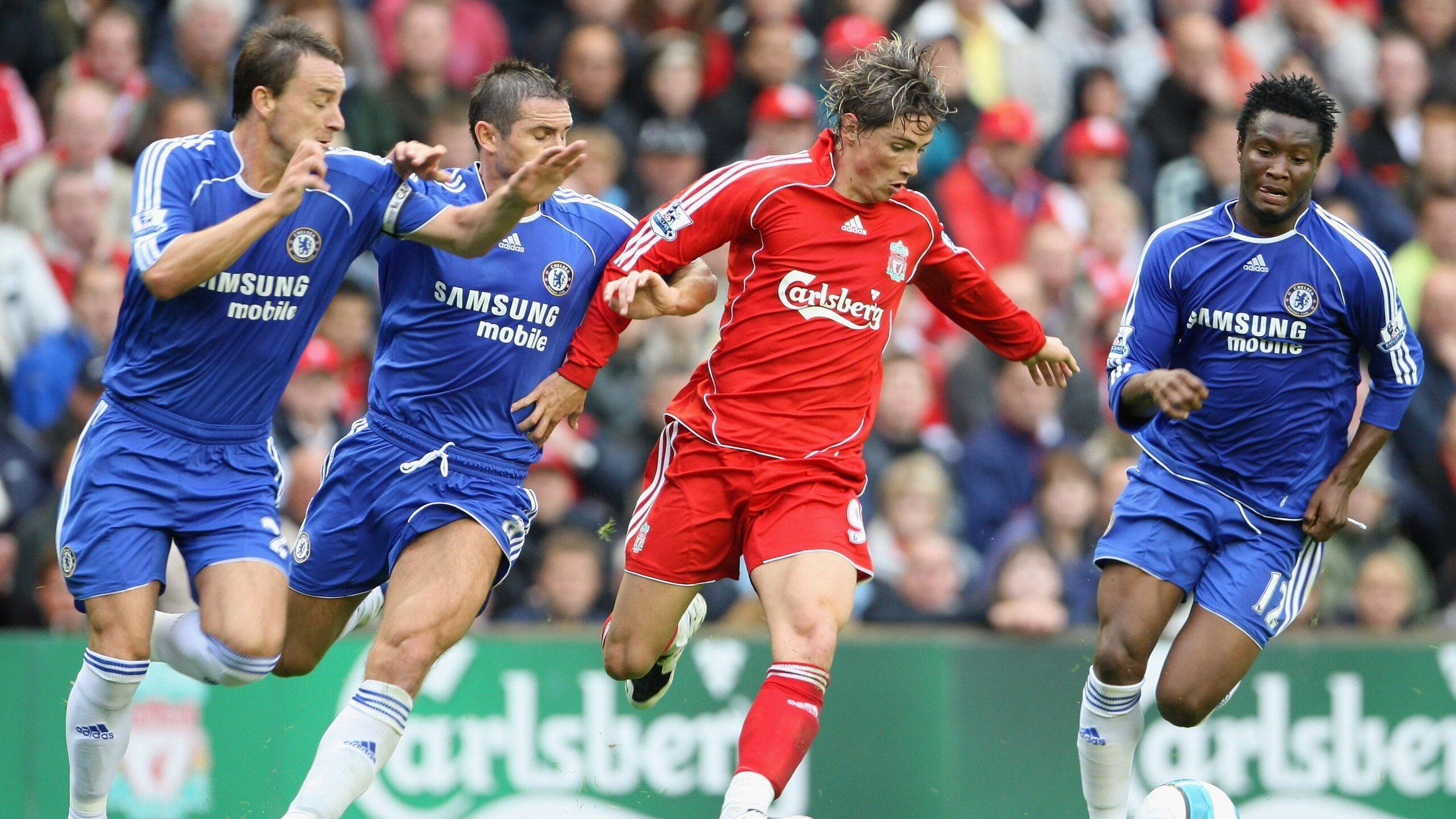 中超官方公布月度最佳防守球员，榜单强者屡屡被传承，外媒评中超最佳阵容